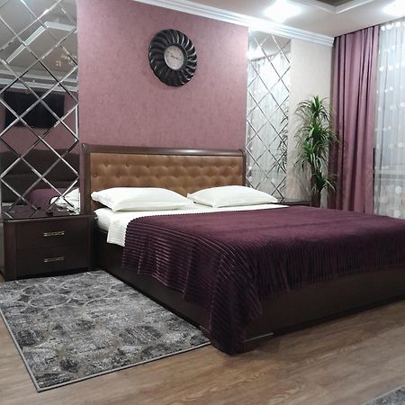 Apartment In A New House Kremenciuk Exterior foto