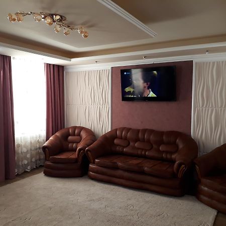 Apartment In A New House Kremenciuk Exterior foto