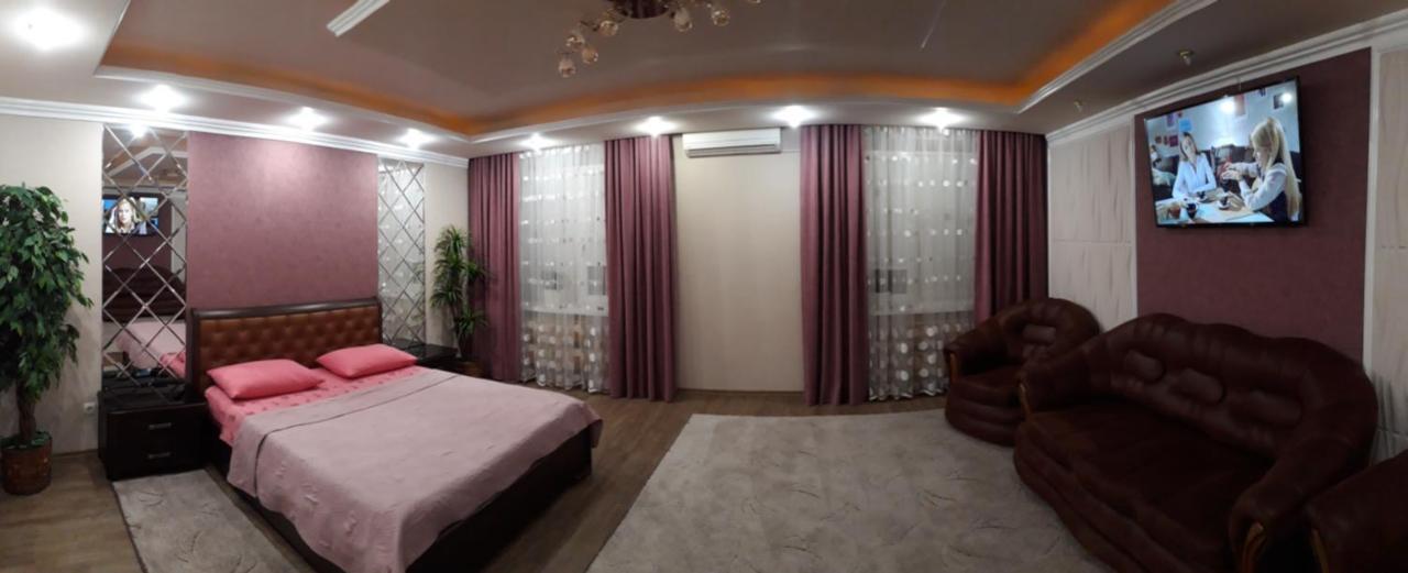 Apartment In A New House Kremenciuk Exterior foto